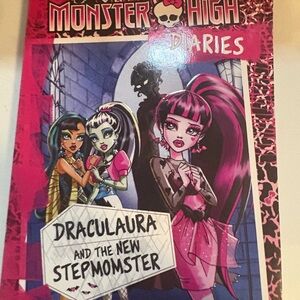 Monster High Diaries Draculaura And The New Stepmomster